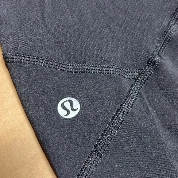 Lululemon Pace Rival Crop *Full-On Luxtreme 22" Size 4 - Picture 4 of 10